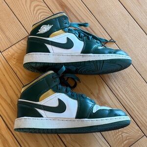 Nike Kids Sneakers in Green, White, and Gold